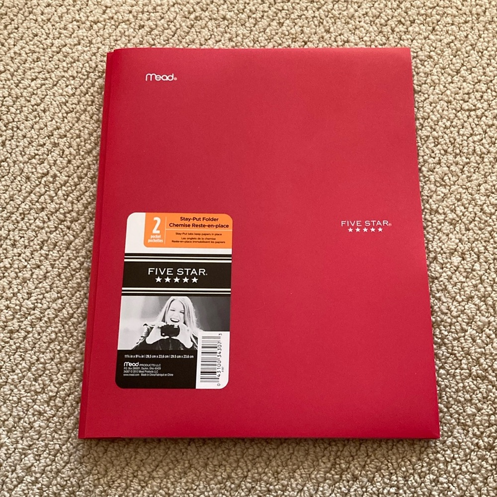 NEW Mead Five Star 2 Pocket Premium Stay Put Folder Red with Dividers Plastic